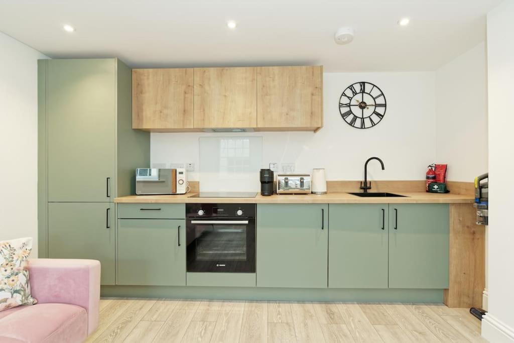 Stylish Beach Front Retreat 2 Bedrooms Herne Bay Exterior foto