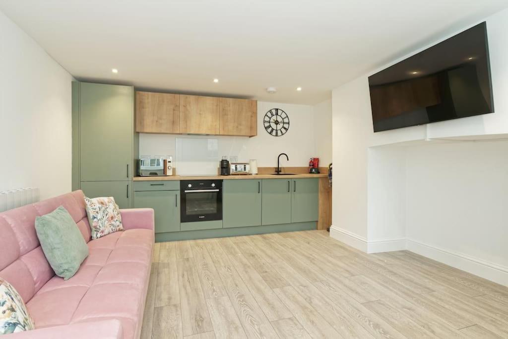 Stylish Beach Front Retreat 2 Bedrooms Herne Bay Exterior foto